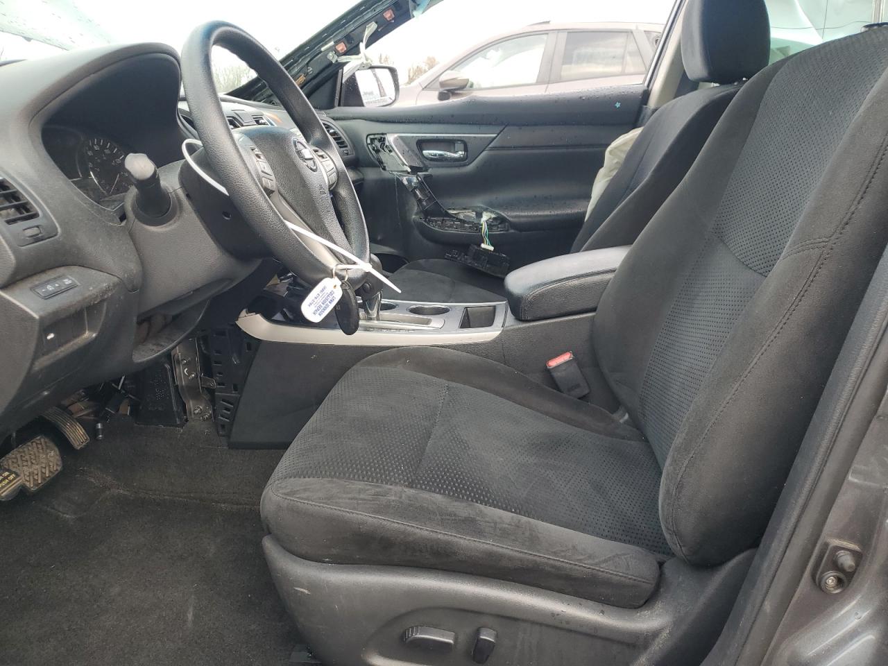 2015 Nissan Altima - Image 7