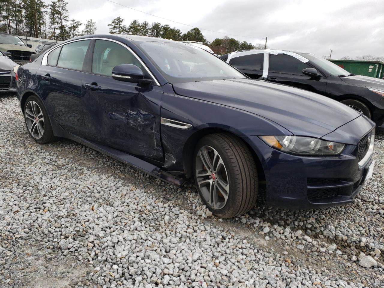 2017 Jaguar XE - Image 4