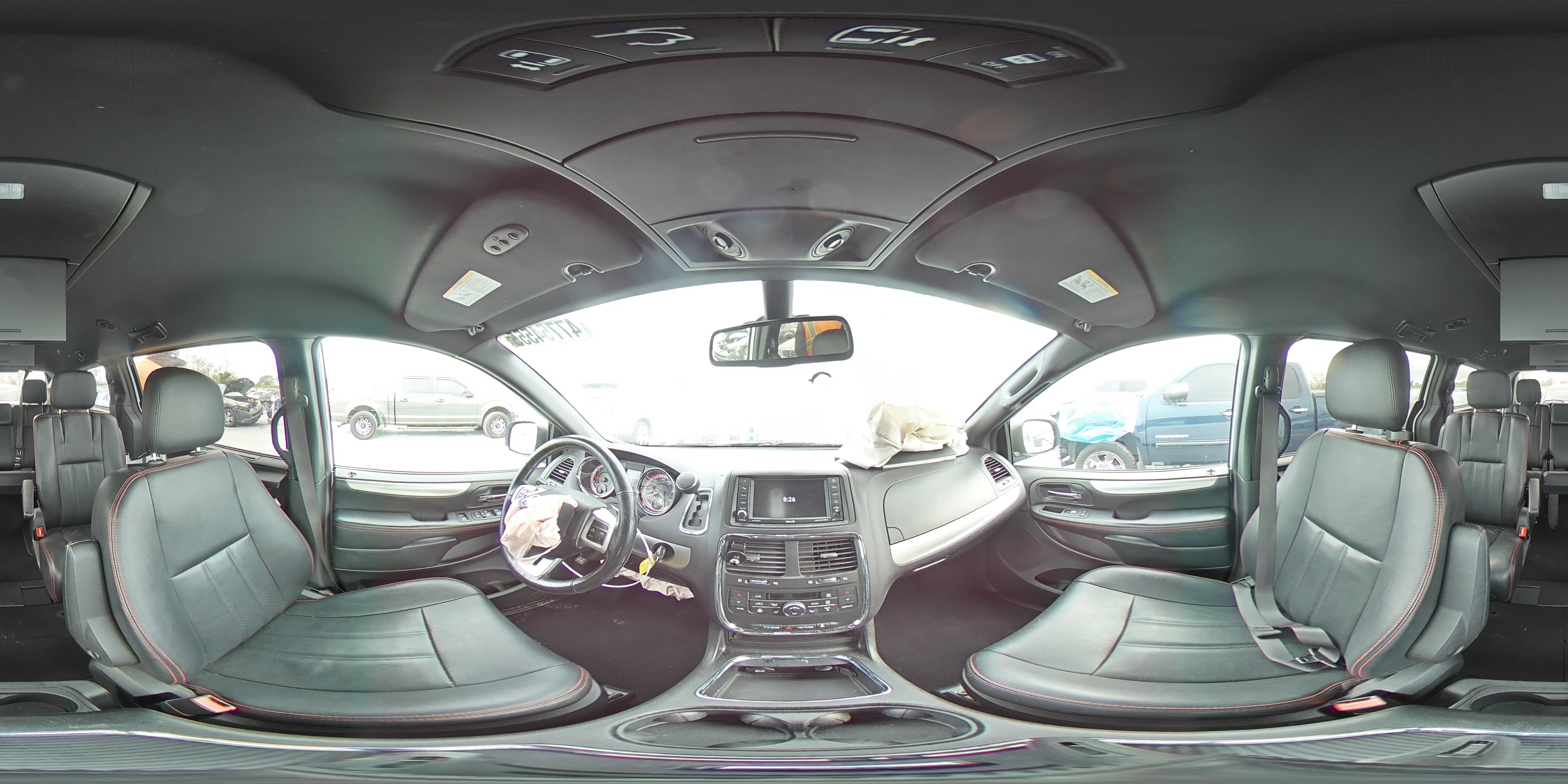 2019 Dodge Caravan - Image 13