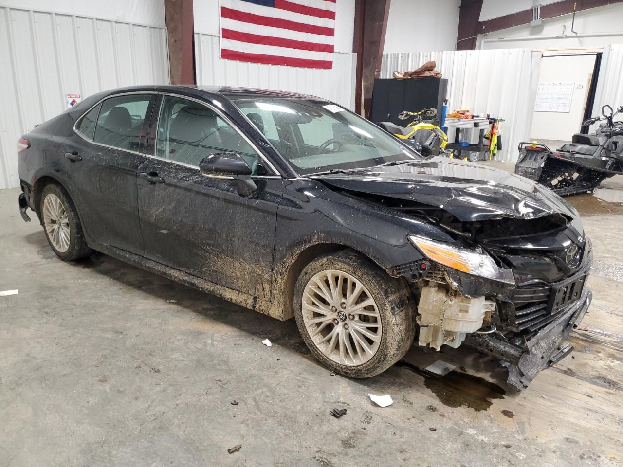 2019 Toyota Camry - Image 4