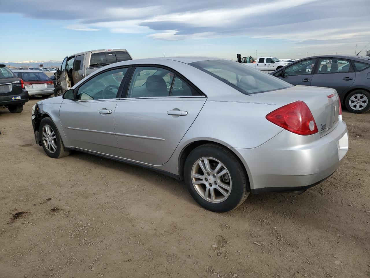 2006 Pontiac G6 - Image 2