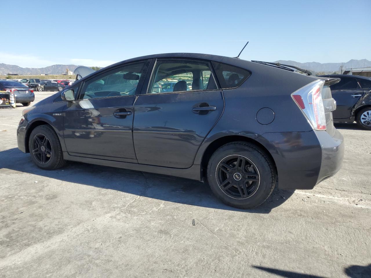 2012 Toyota Prius - Image 2