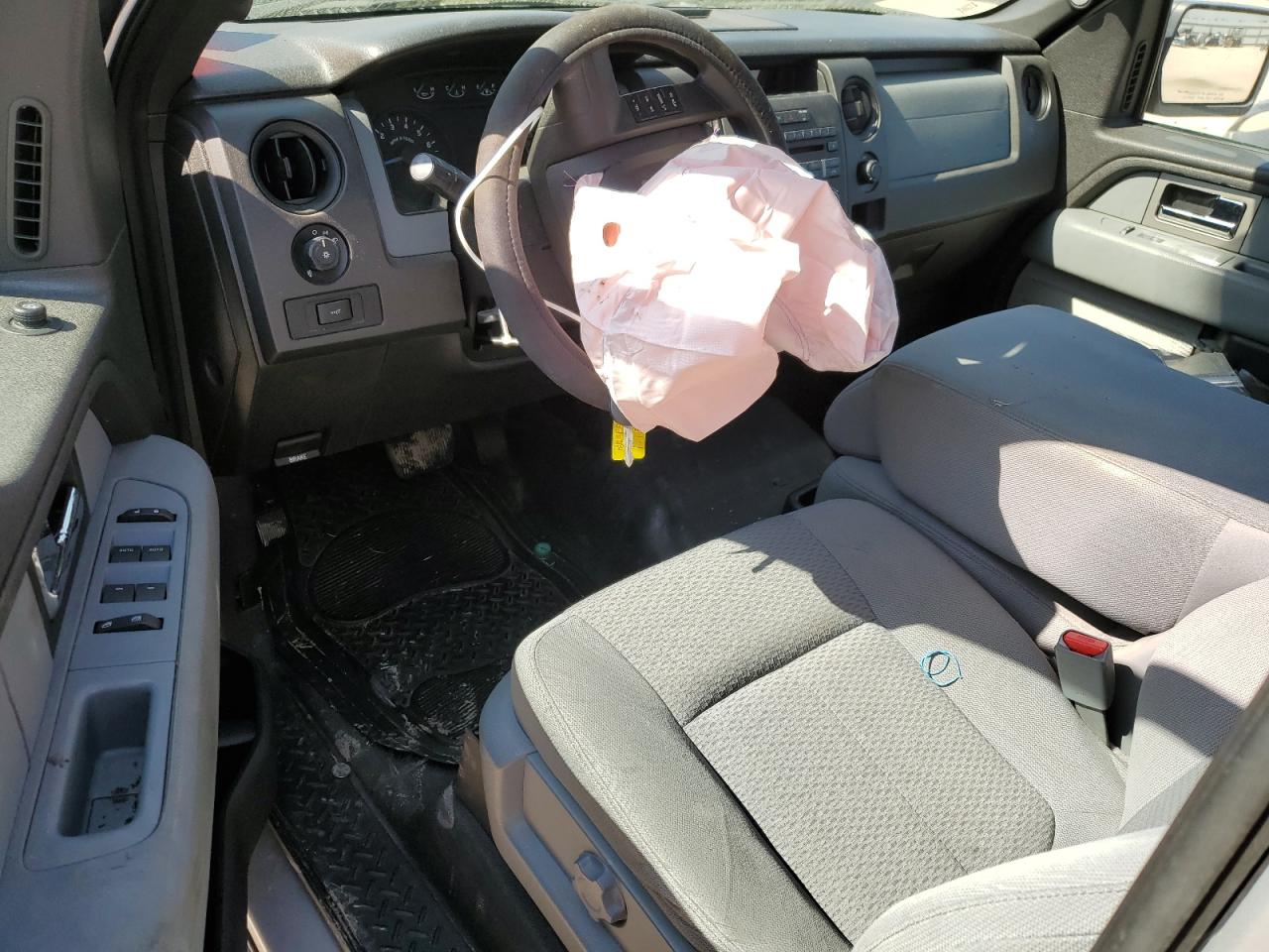 2013 Ford F-150 - Image 8