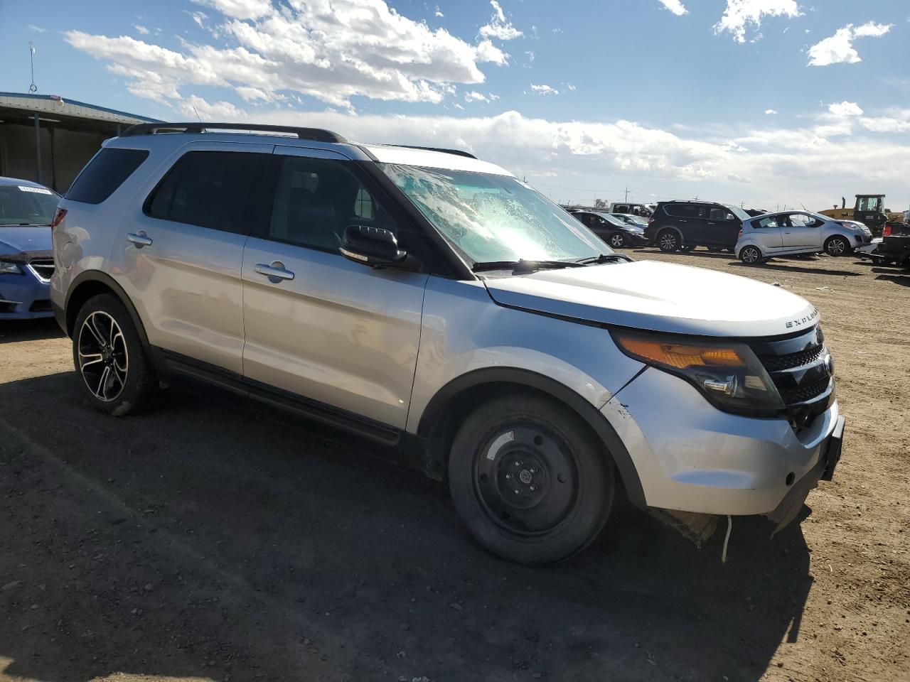 2015 Ford Explorer - Image 4