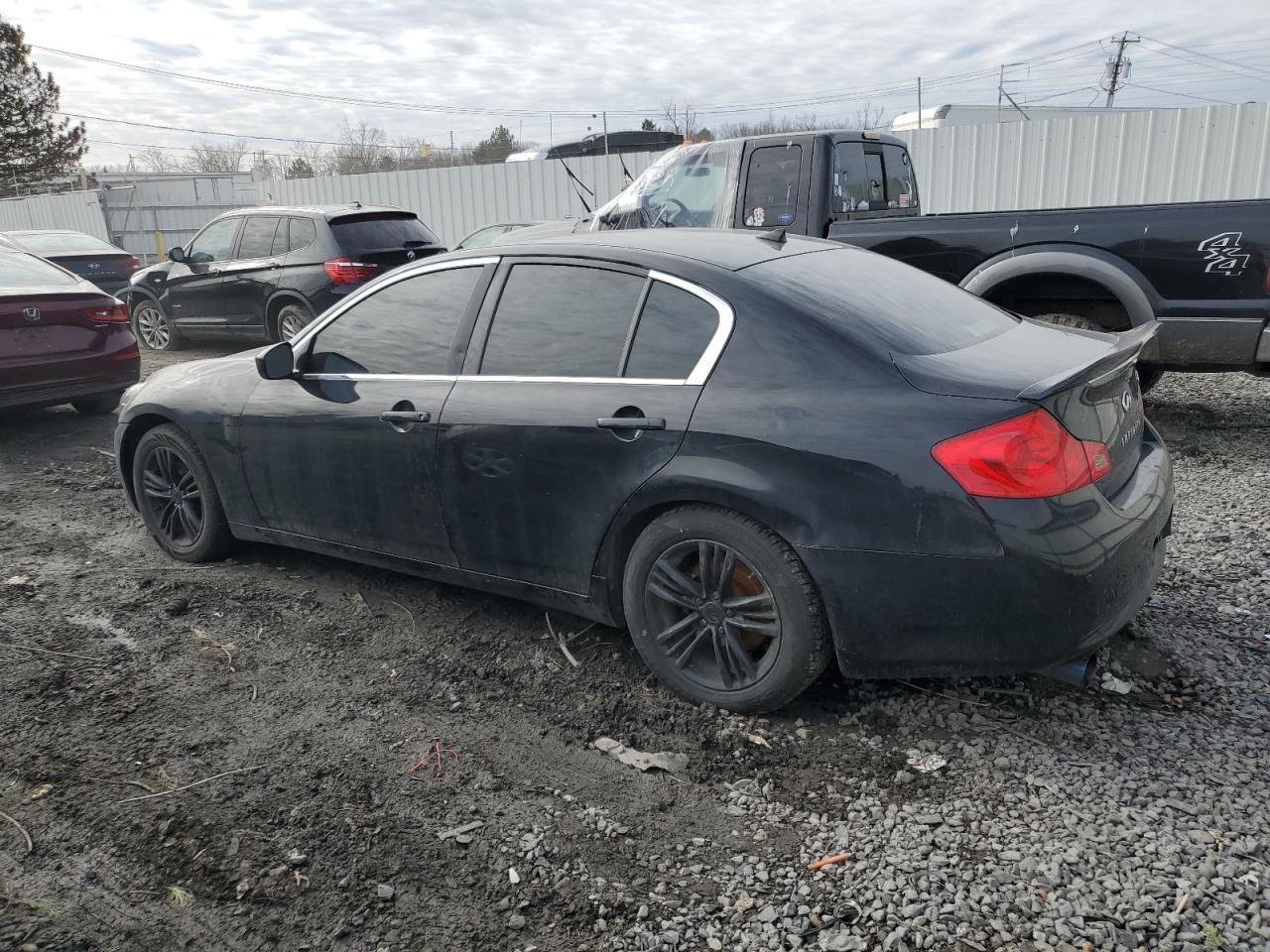 2013 Infiniti G - Image 2