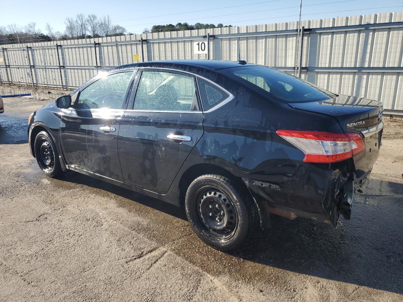 2014 Nissan Sentra - Image 2