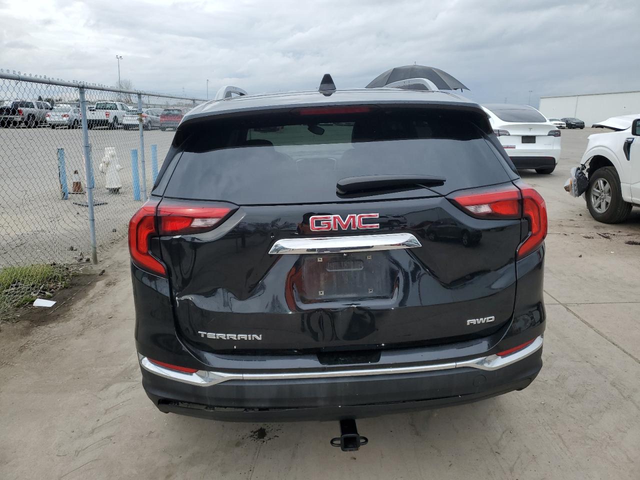 2020 GMC Terrain - Image 6