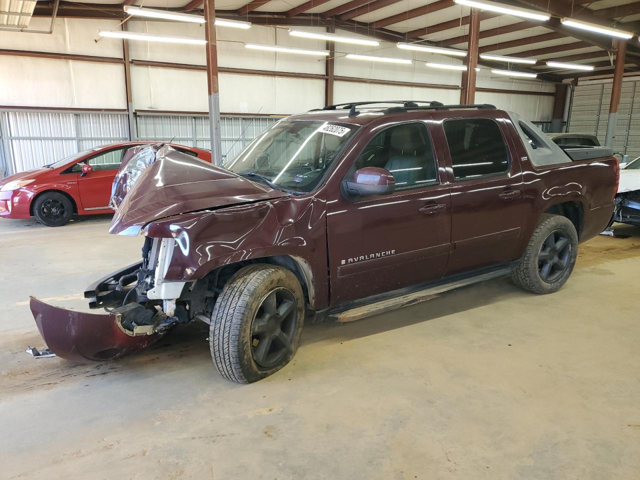 2007 Chevrolet Avalanche - Image 1