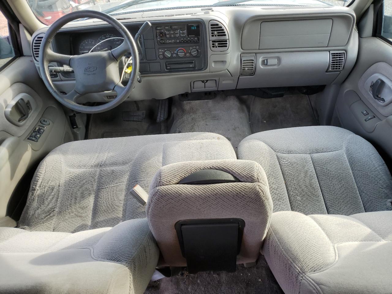 1999 Chevrolet Tahoe - Image 8