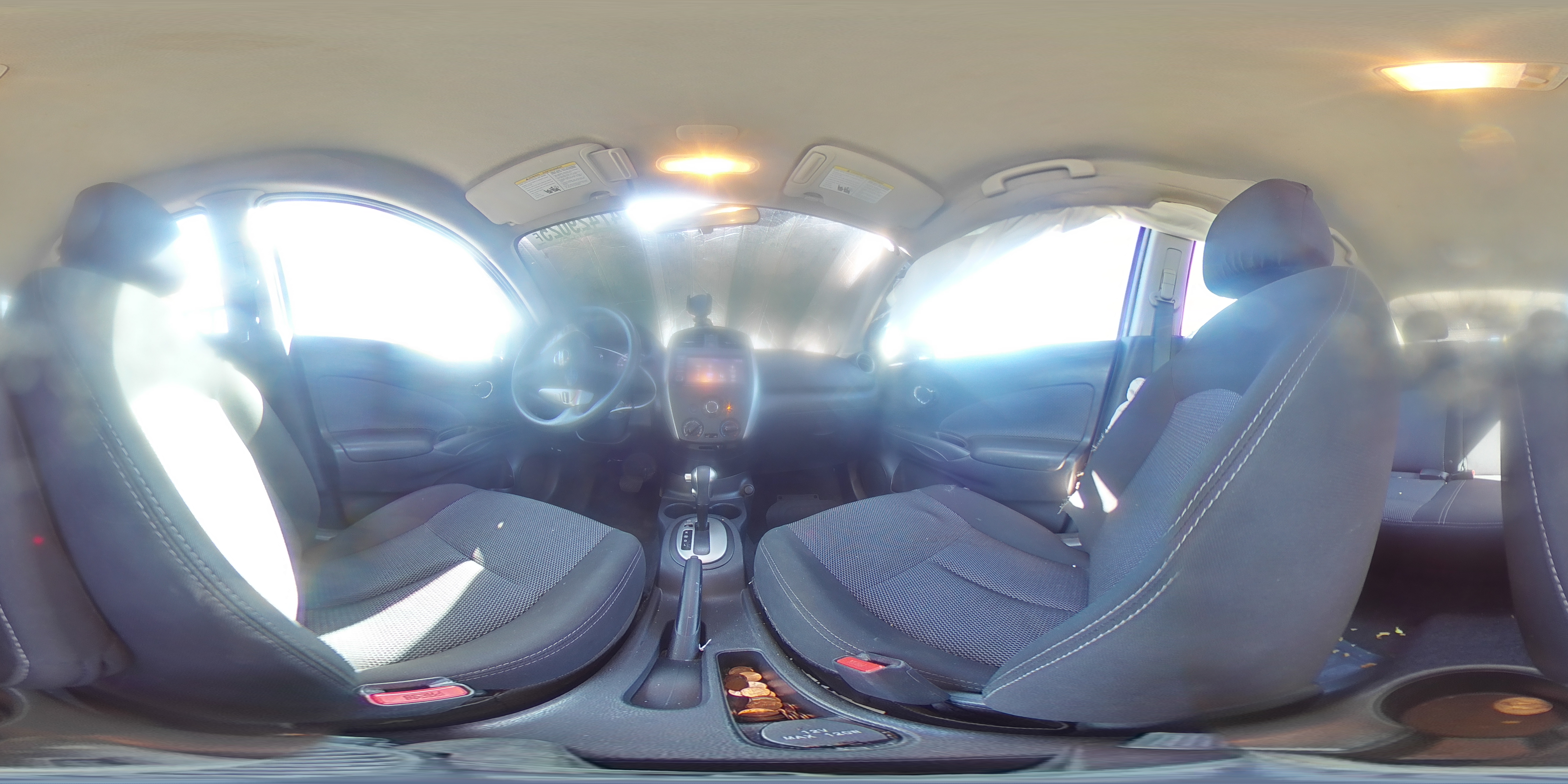 2019 Nissan Versa - Image 13