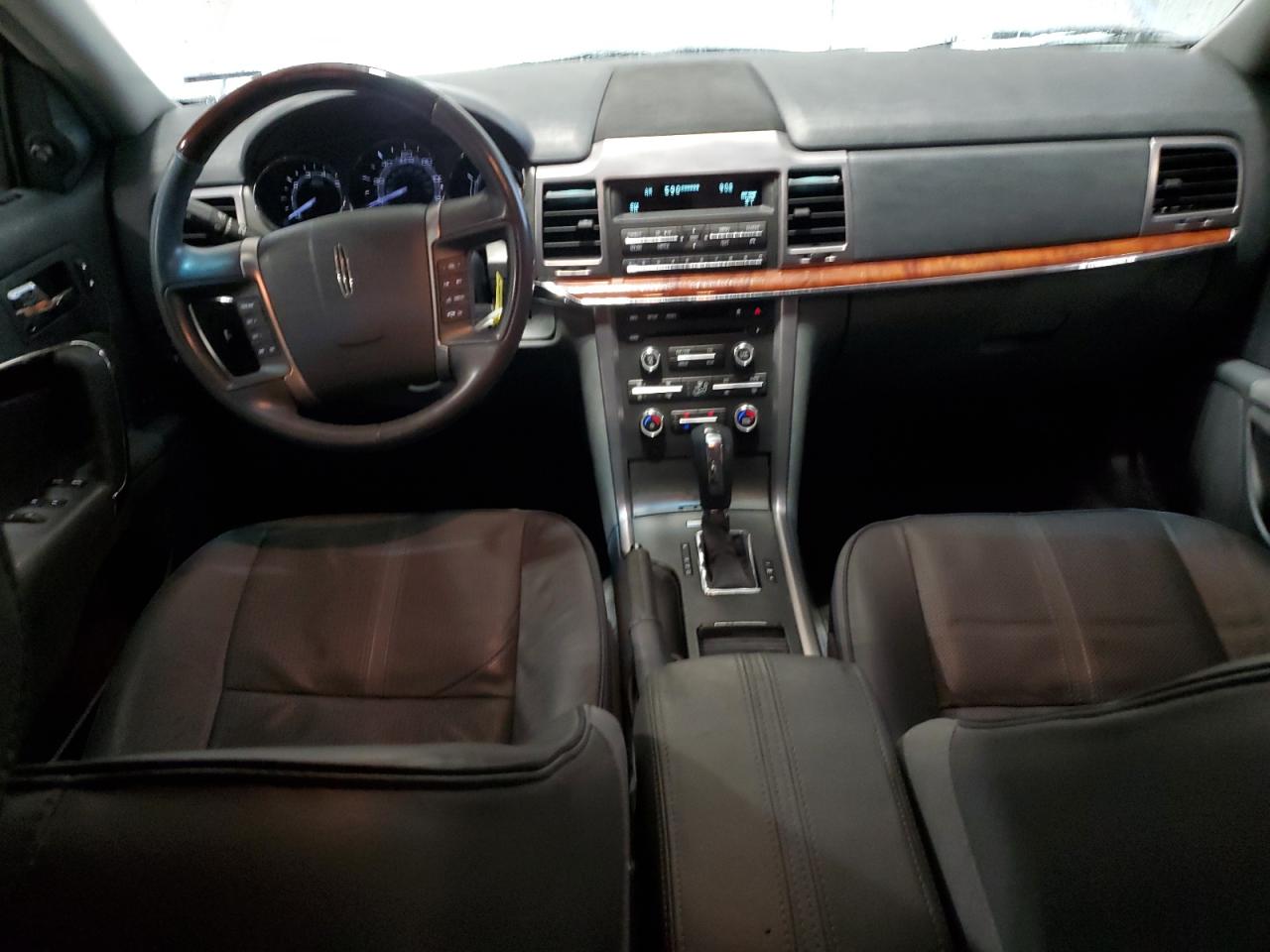 2010 Lincoln MKZ - Image 8