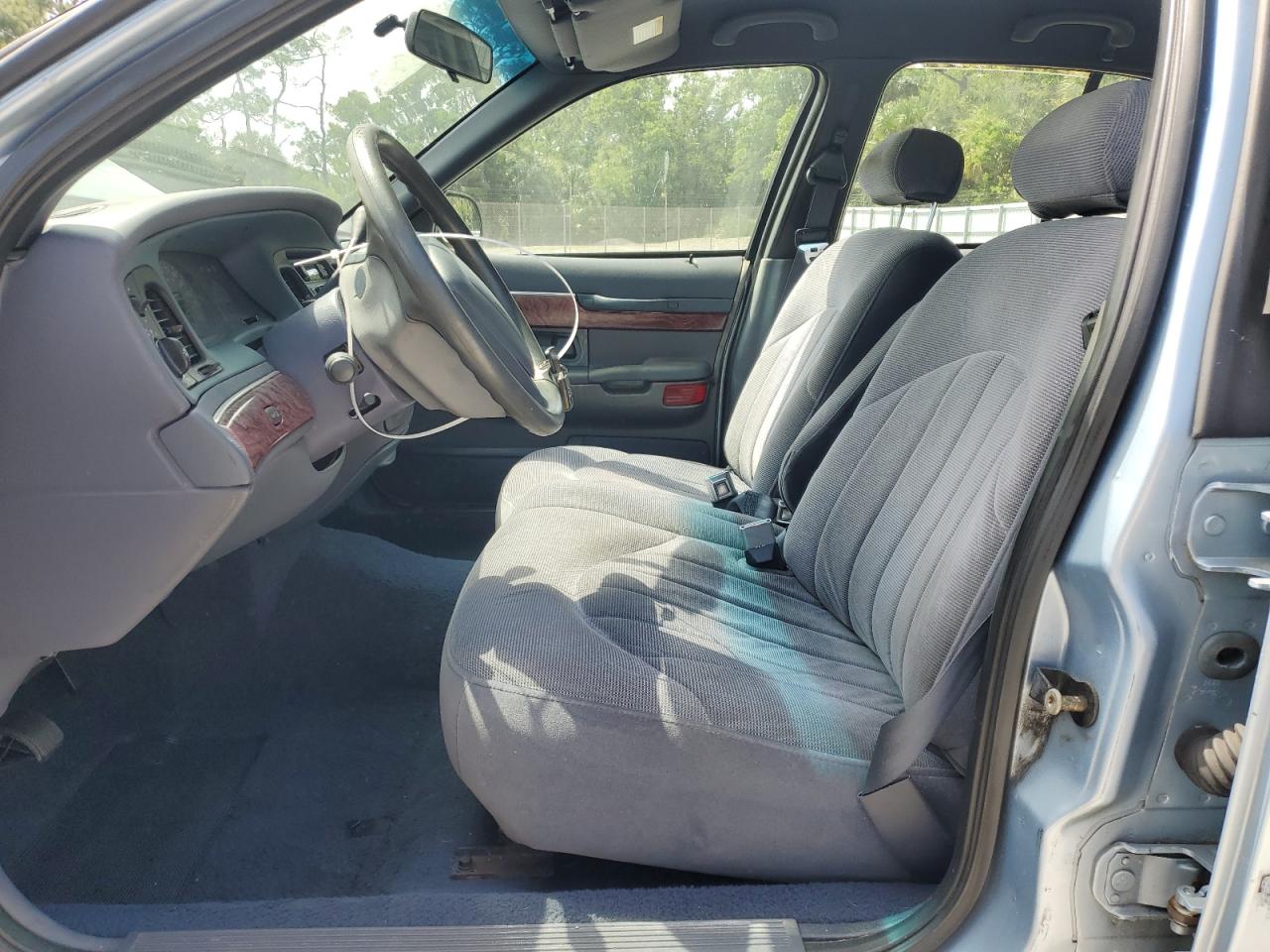 2000 Mercury Grand Marquis Gs VIN: 2MEFM74W2YX625405 Lot: 50847035