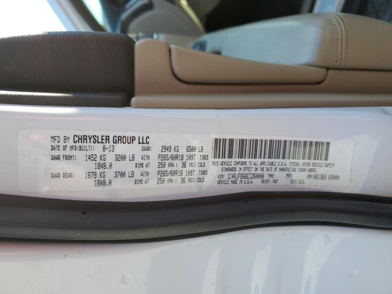 2014 Jeep Grand Cherokee - Image 13