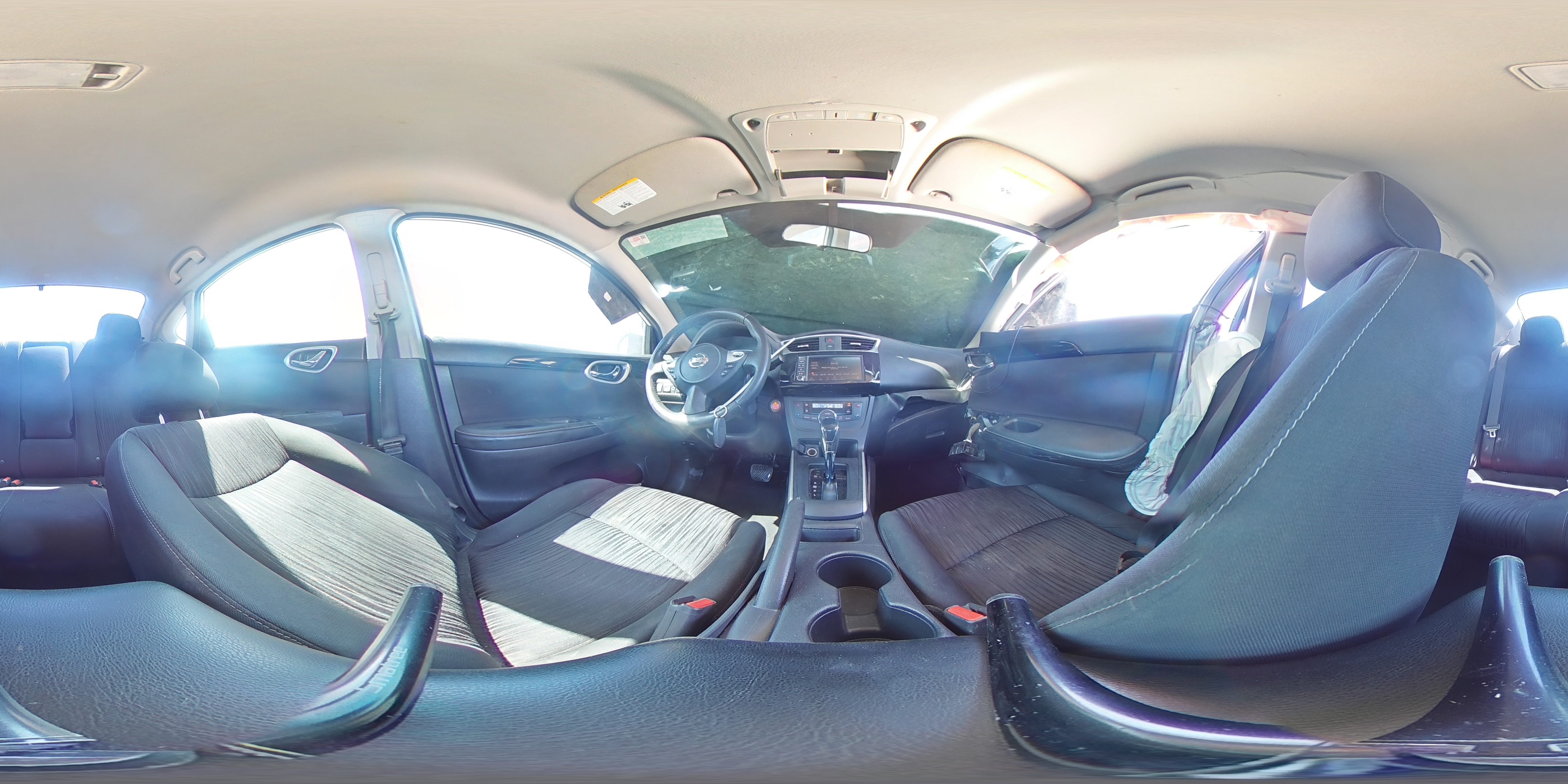 2019 Nissan Sentra - Image 14