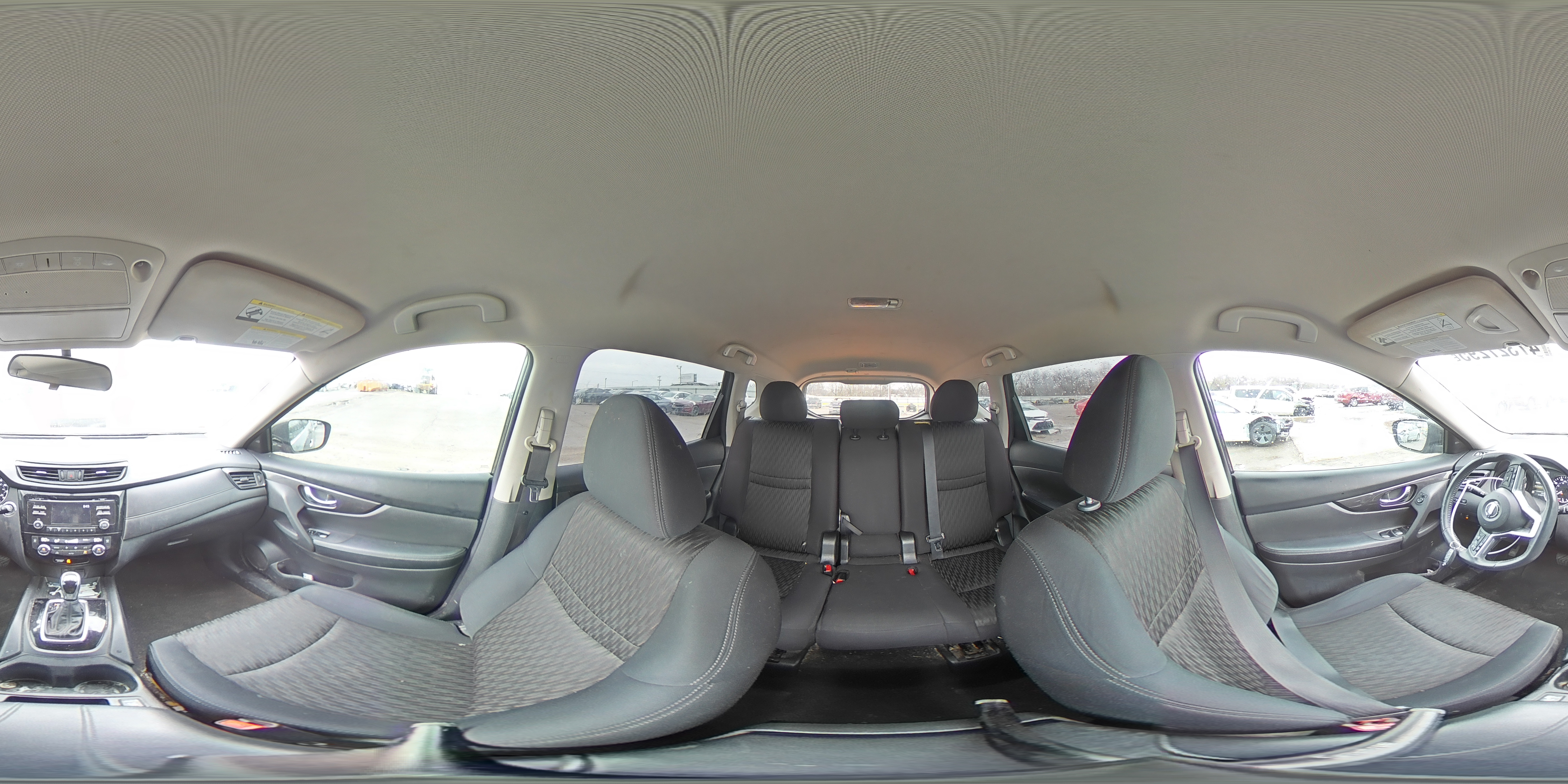 2017 Nissan Rogue - Image 13