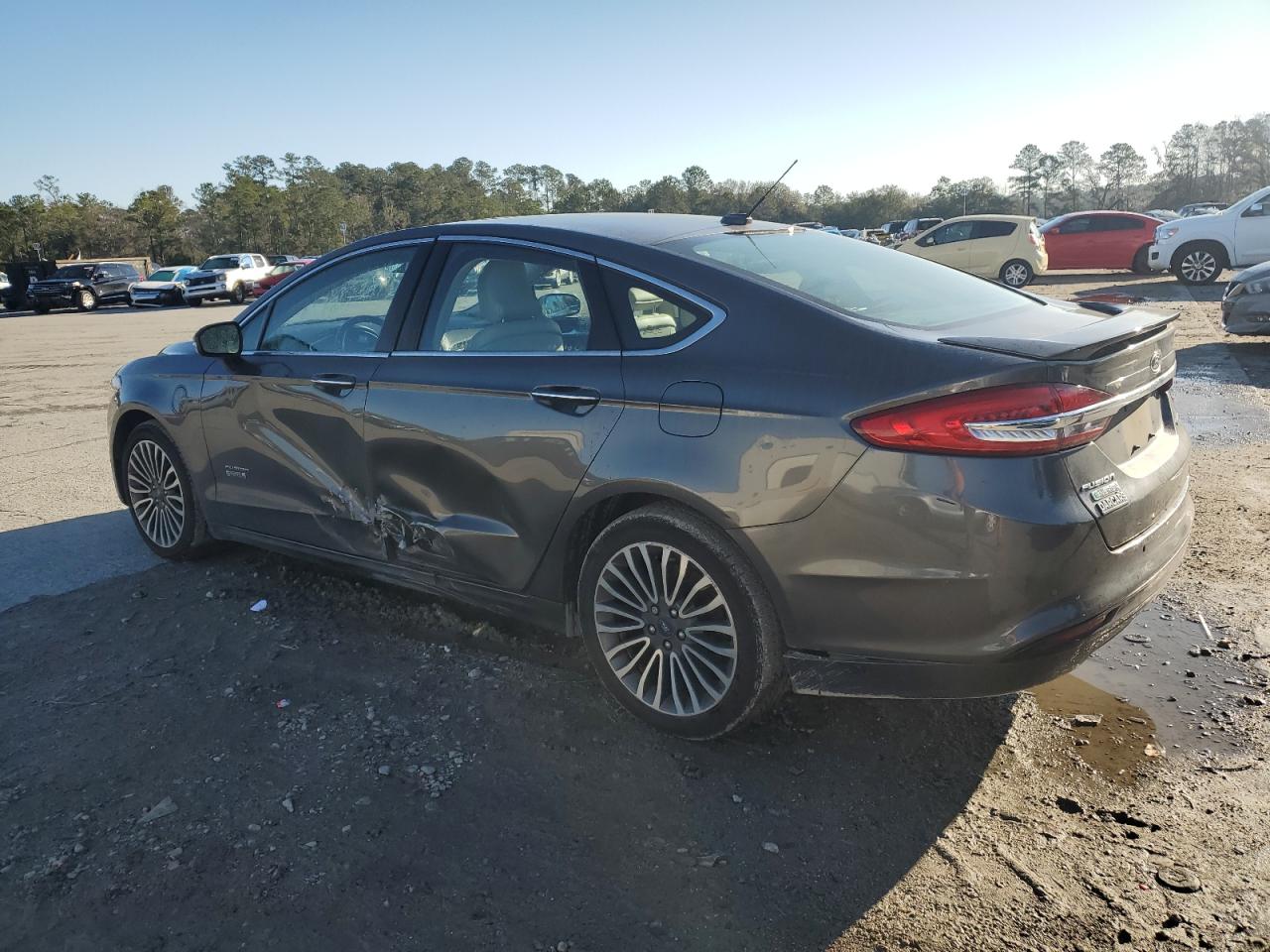 2018 Ford Fusion - Image 2