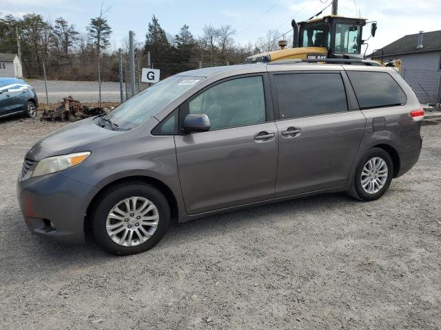 2011 Toyota Sienna Xle