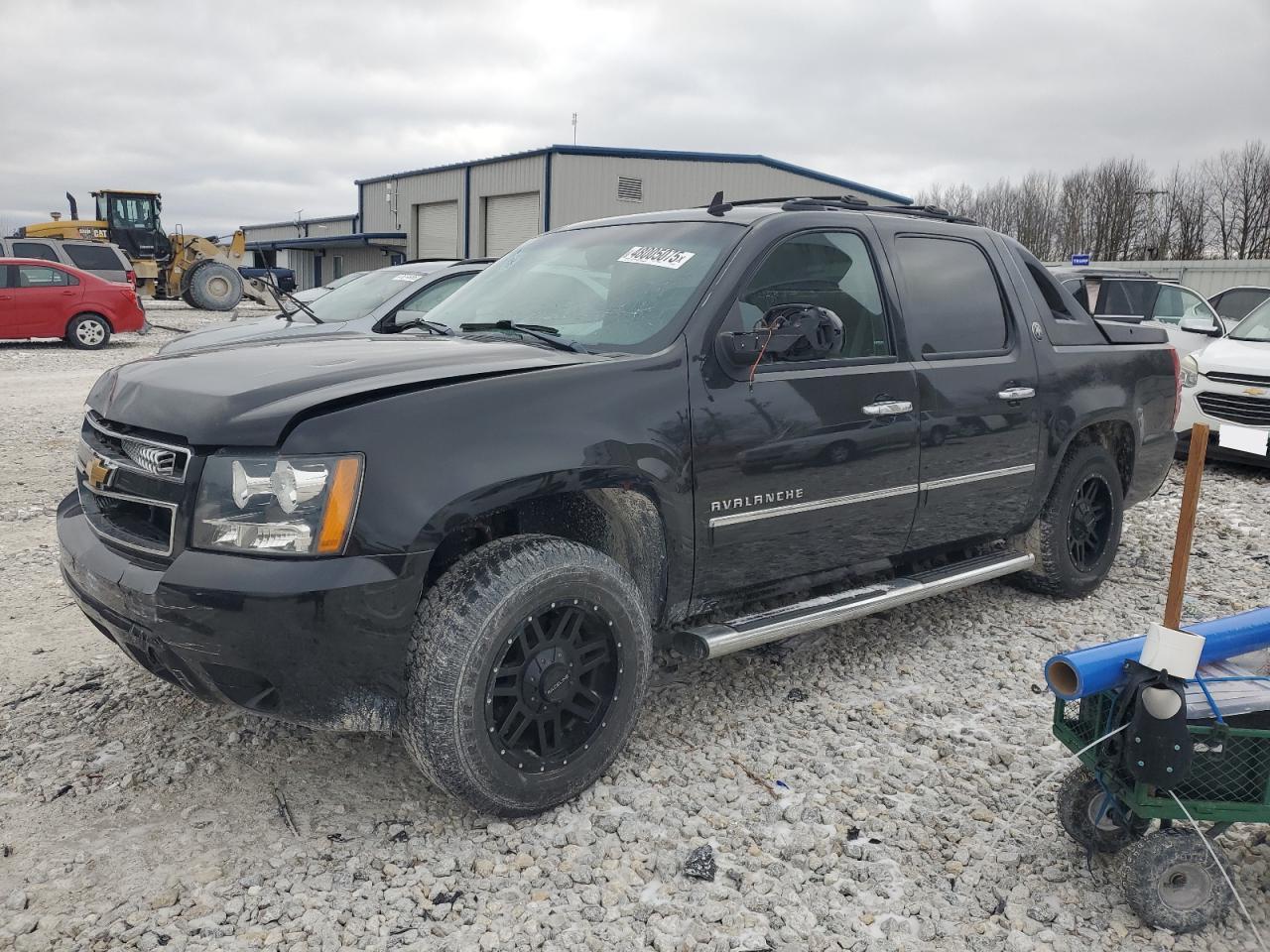 2013 Chevrolet Avalanche Ltz იყიდება Wayland-ში, MI - Front End