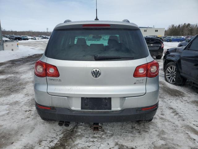 2010 VOLKSWAGEN TIGUAN SE