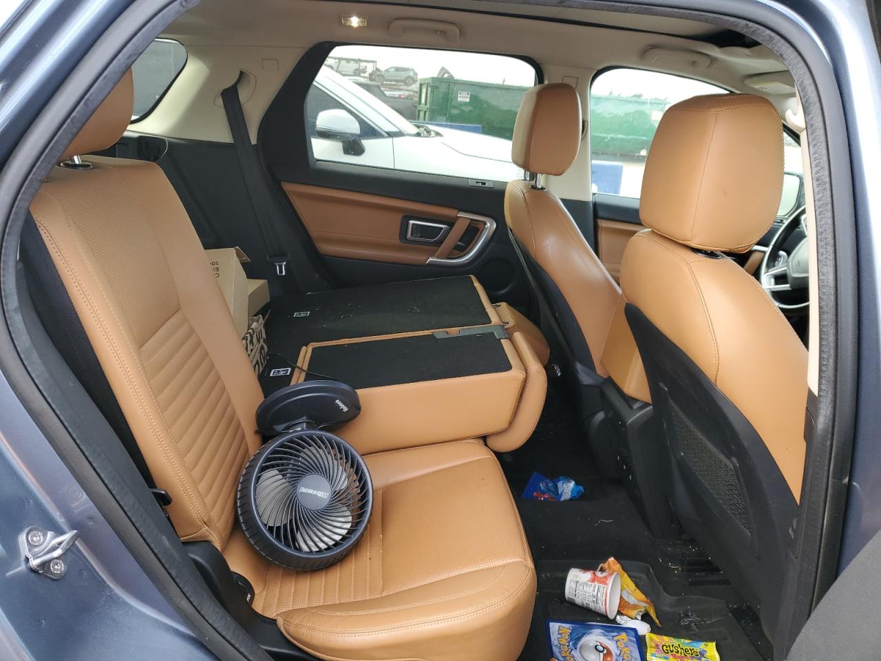 2019 Land Rover Discovery - Image 11