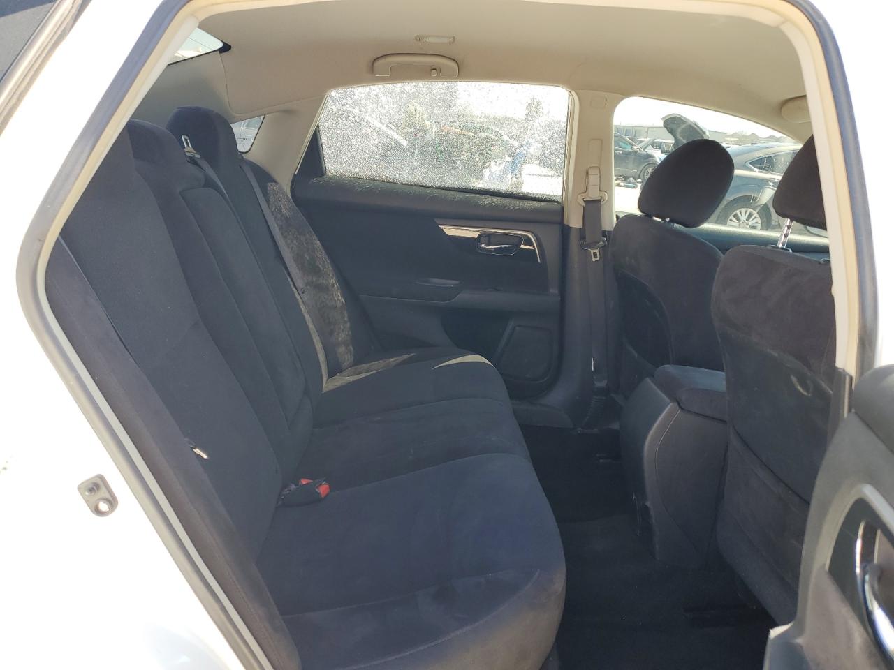 2013 Nissan Altima - Image 10