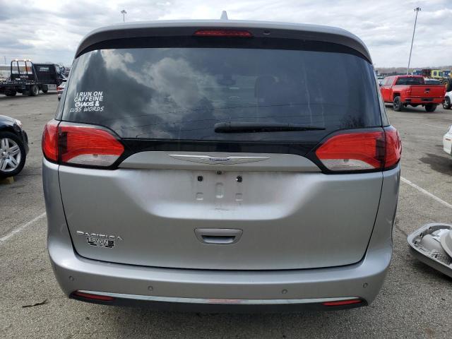  CHRYSLER PACIFICA 2017 Srebrny