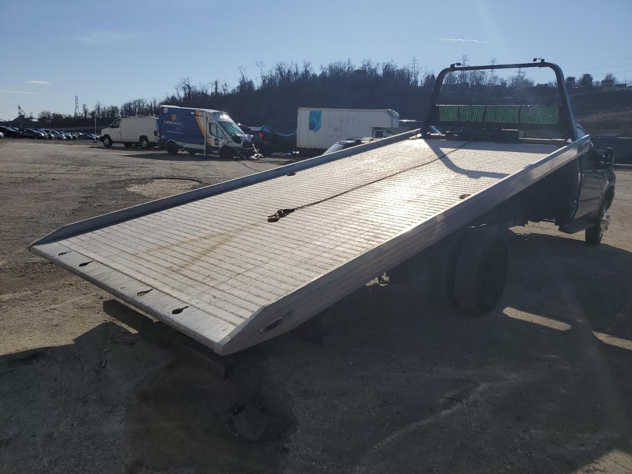1999 Ford F550 - Image 3