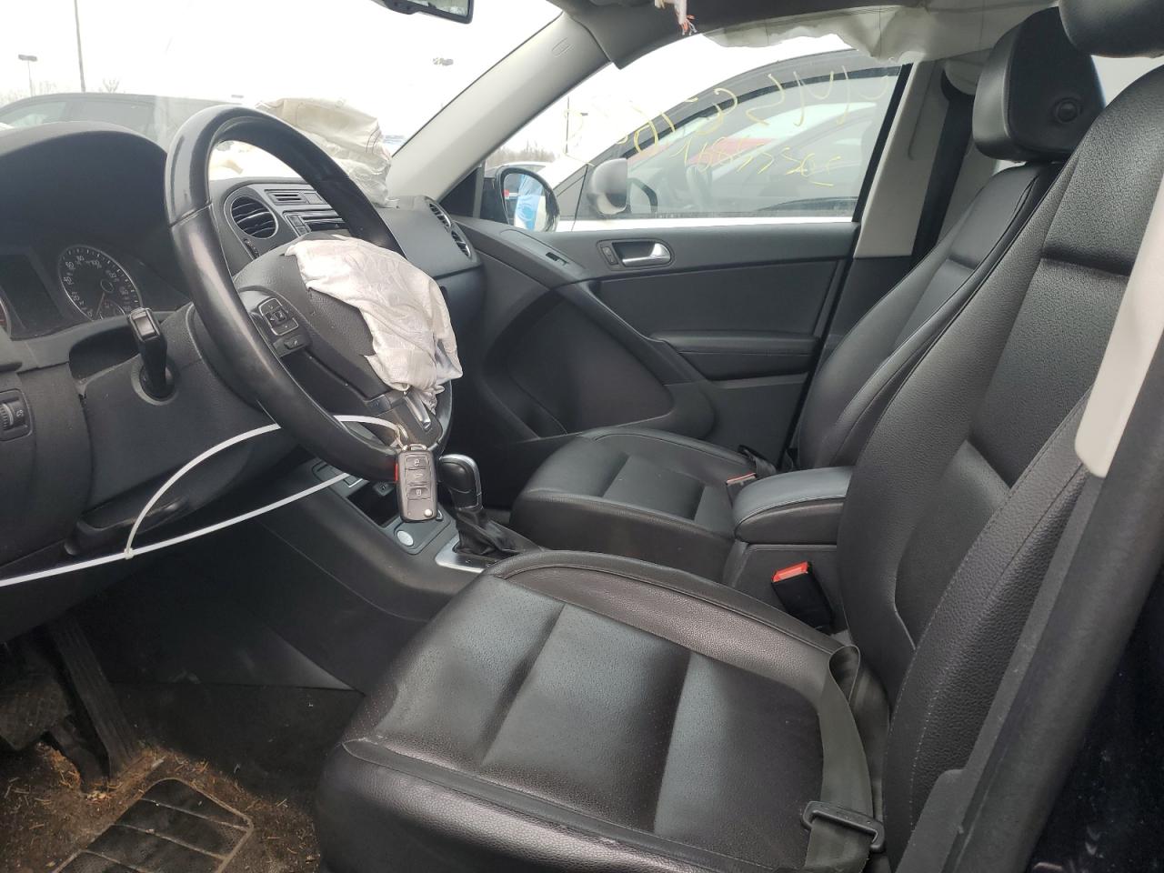 2016 Volkswagen Tiguan - Image 7