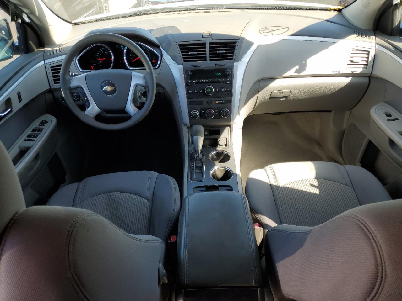 2012 Chevrolet Traverse - Image 8