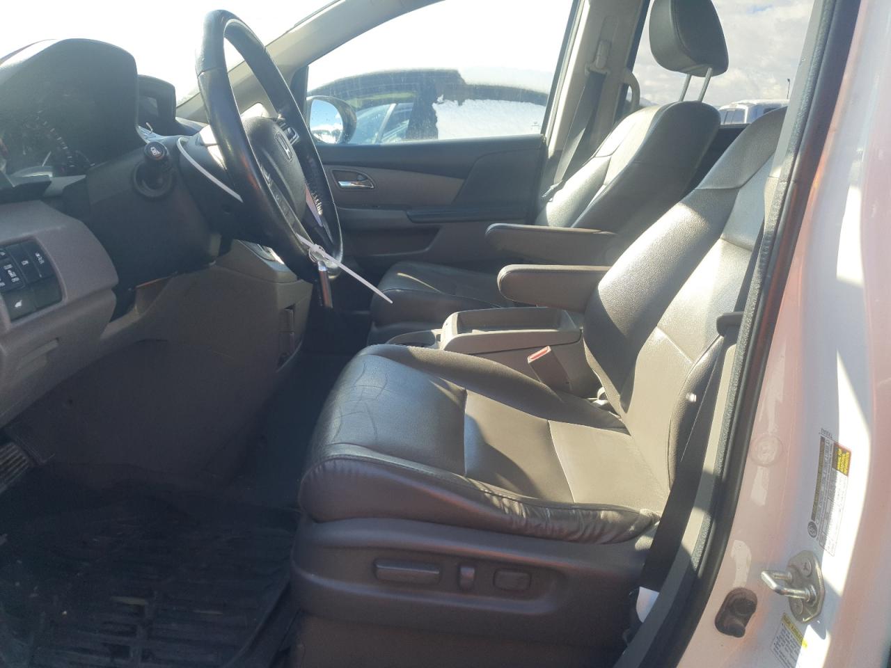 2014 Honda Odyssey - Image 7