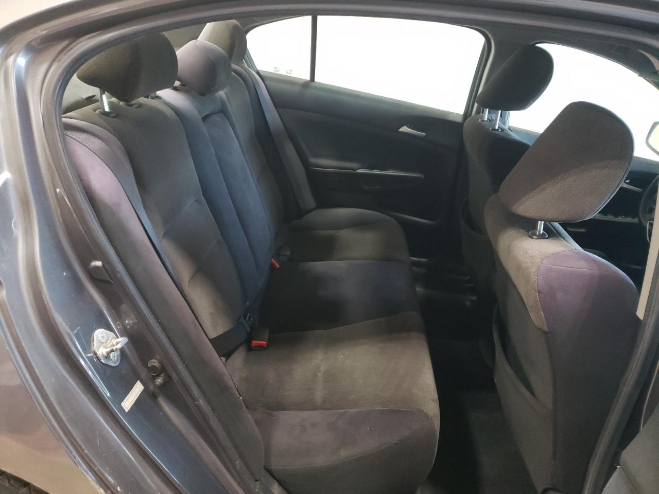 2009 Honda Accord - Image 10