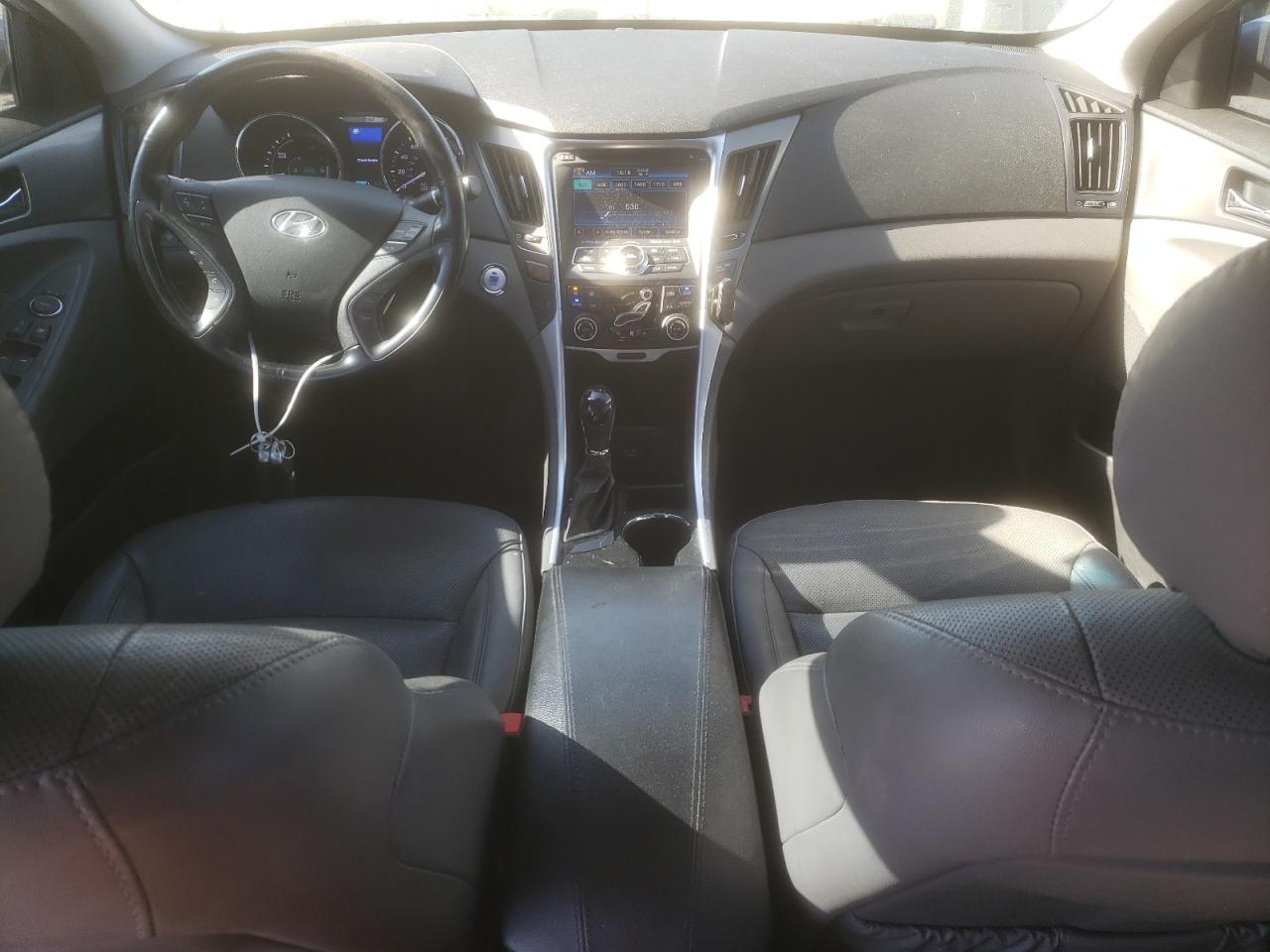 2015 Hyundai Sonata - Image 8