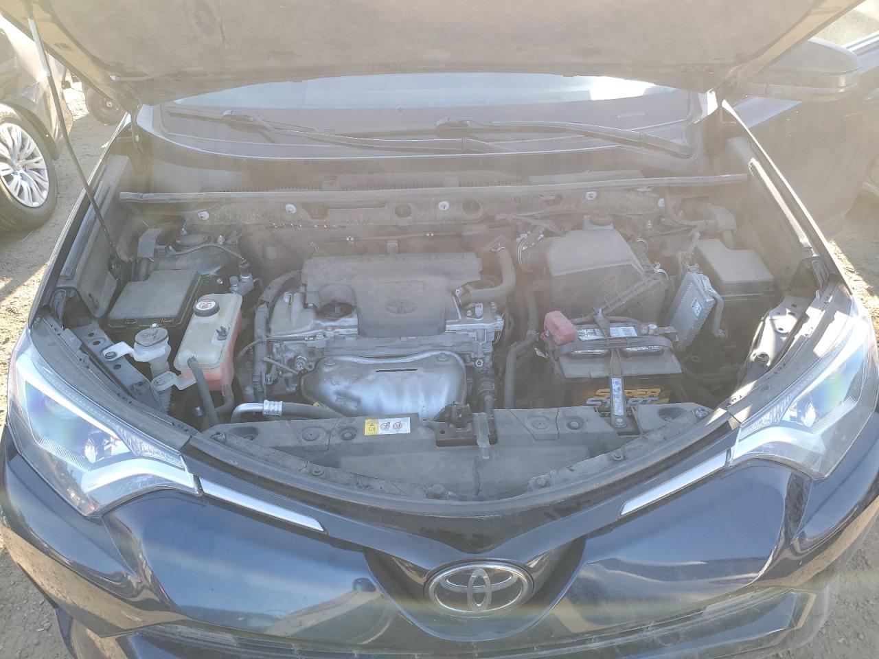 2017 Toyota RAV 4 - Image 12