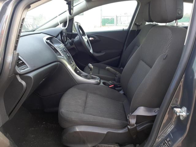 2015 VAUXHALL ASTRA DESI