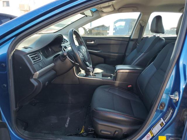 Седани TOYOTA CAMRY 2017 Синій