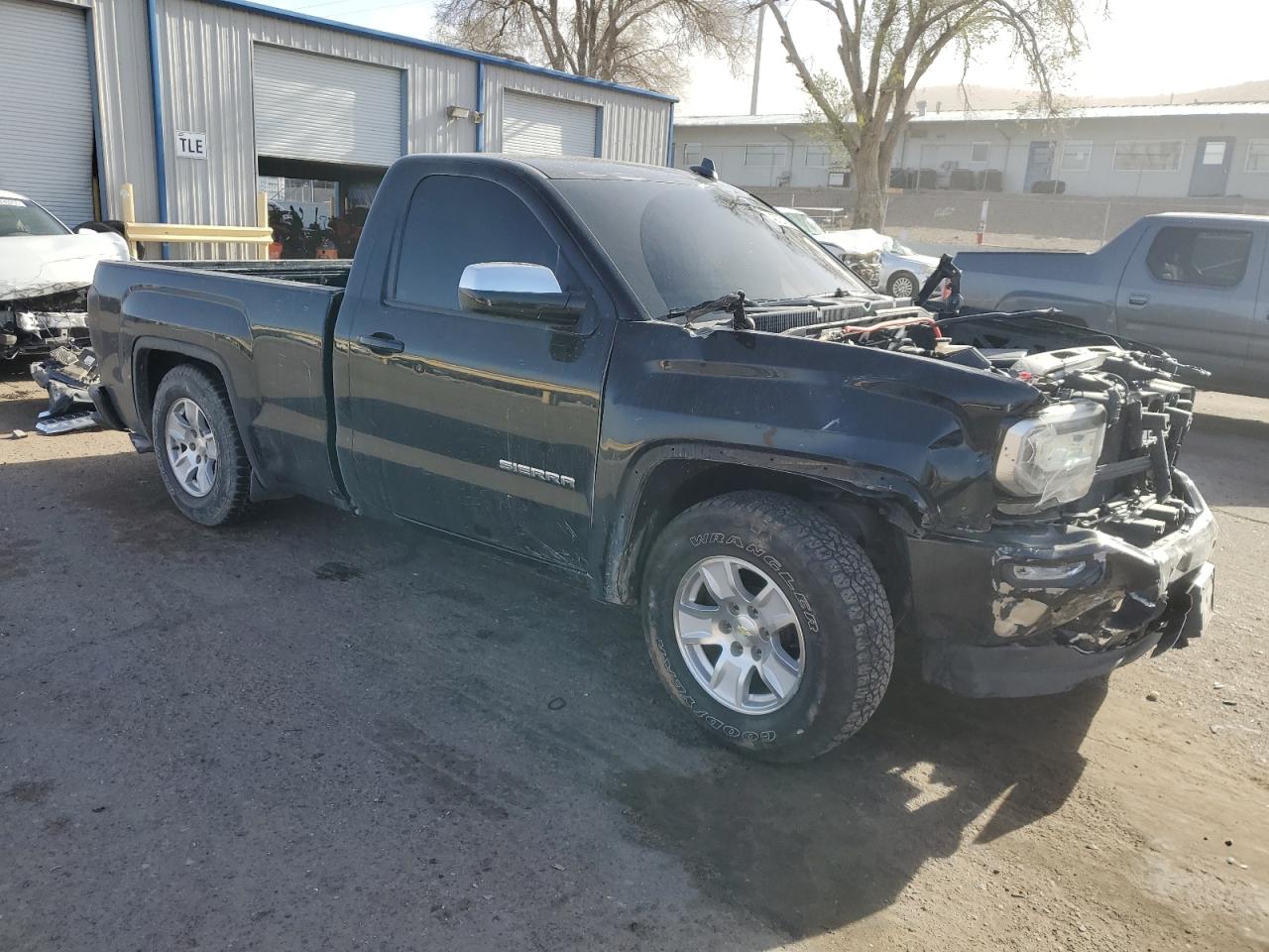 2017 GMC Sierra - Image 4