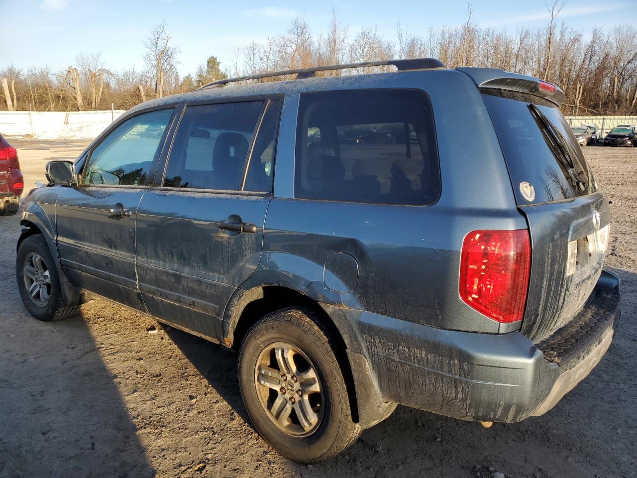 2005 Honda Pilot - Image 2