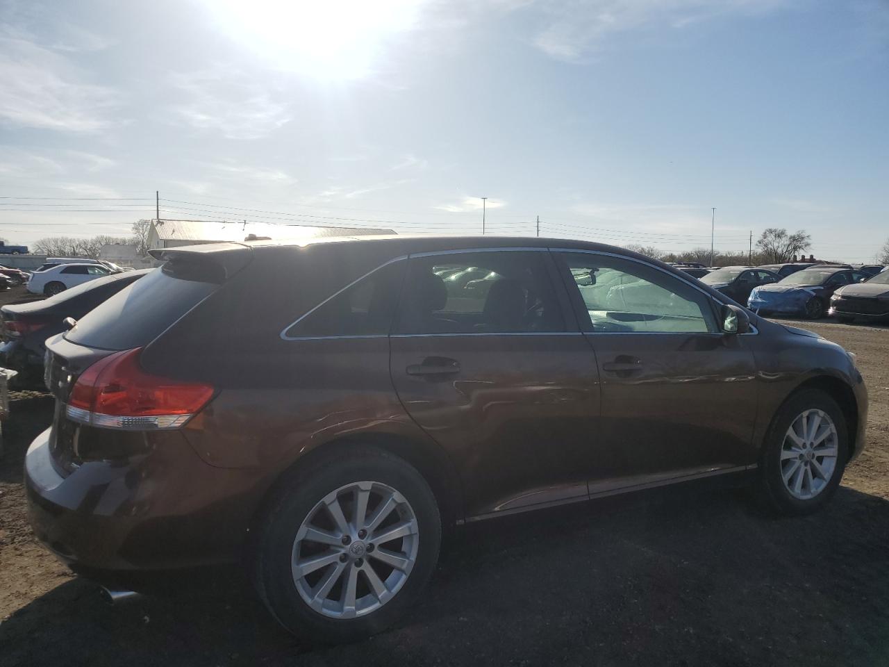 2011 Toyota Venza - Image 3