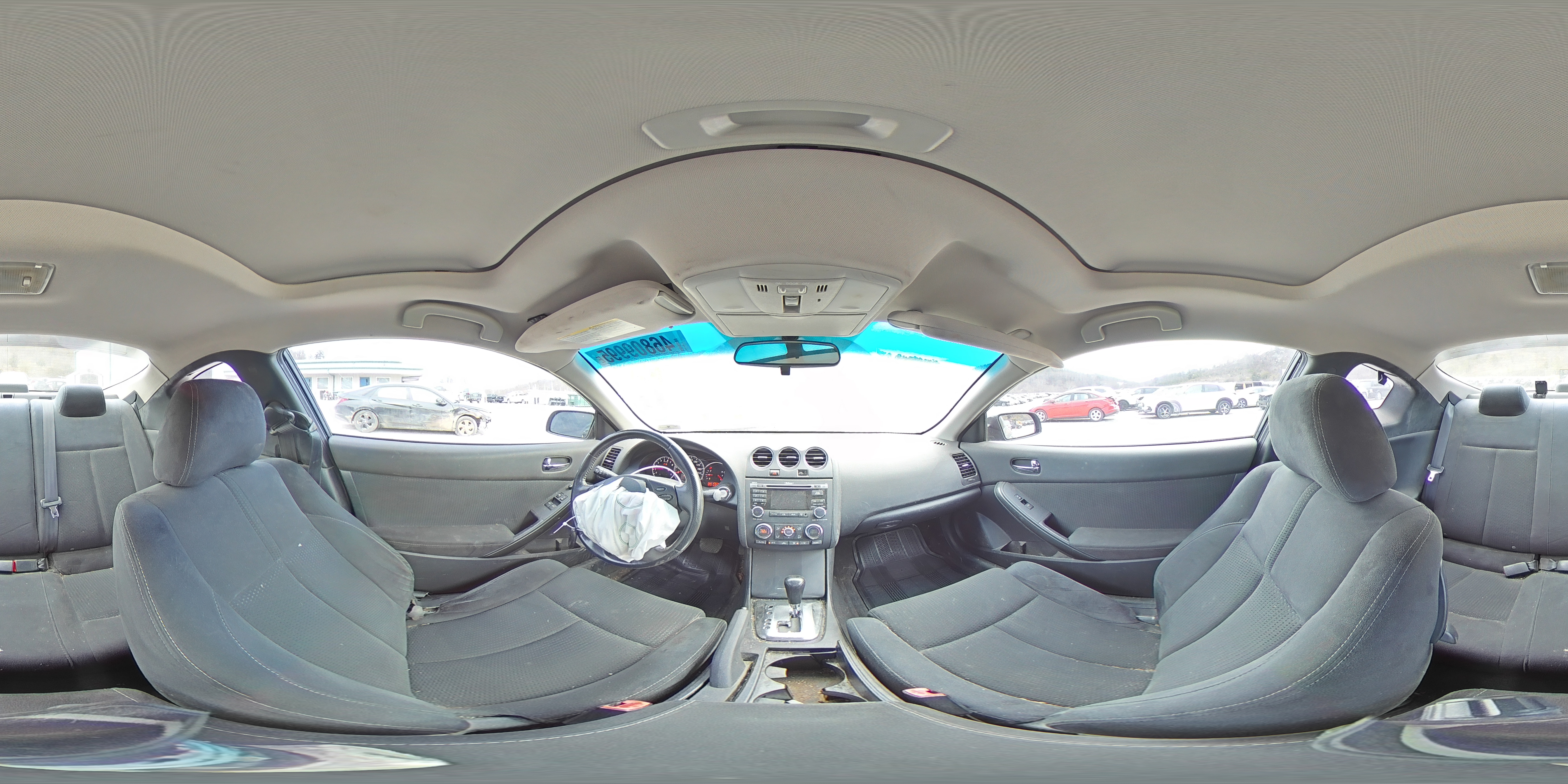 2010 Nissan Altima - Image 12
