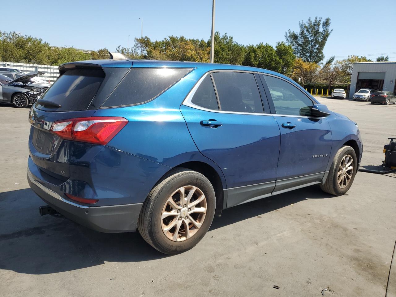 2019 Chevrolet Equinox - Image 3