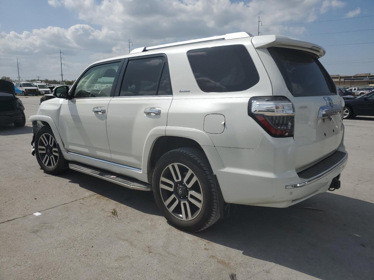 2014 Toyota 4Runner - Image 2