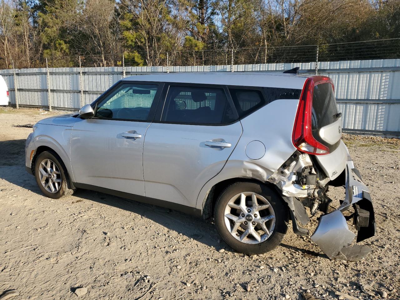2020 Kia Soul - Image 2