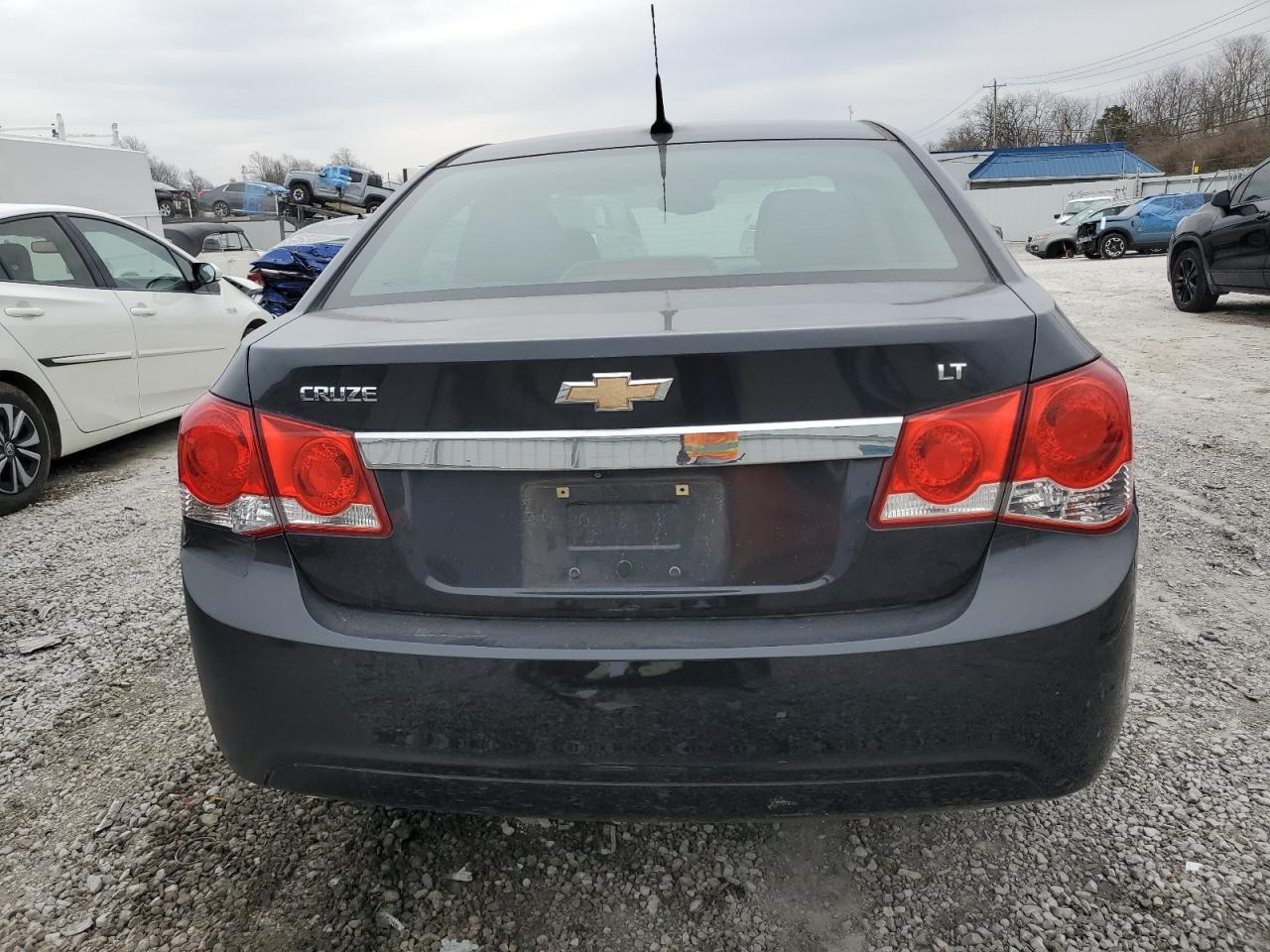 2013 Chevrolet Cruze - Image 6