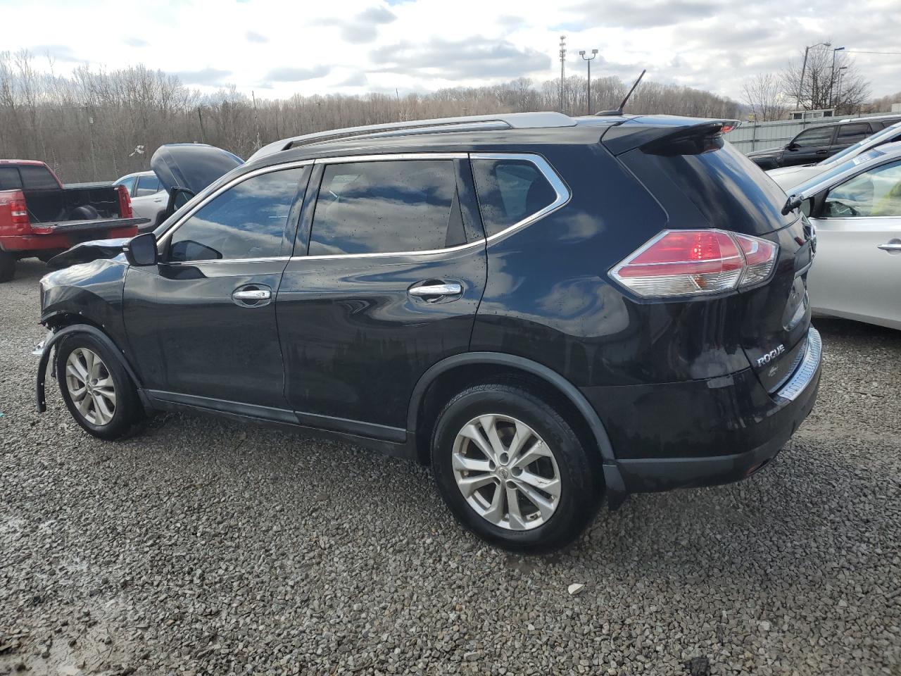 2014 Nissan Rogue - Image 2