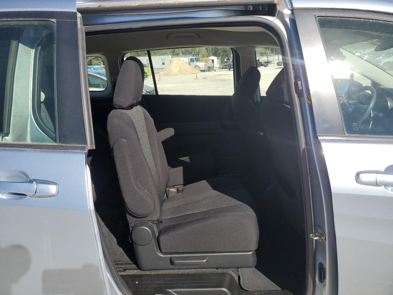 2012 Mazda 5 - Image 11