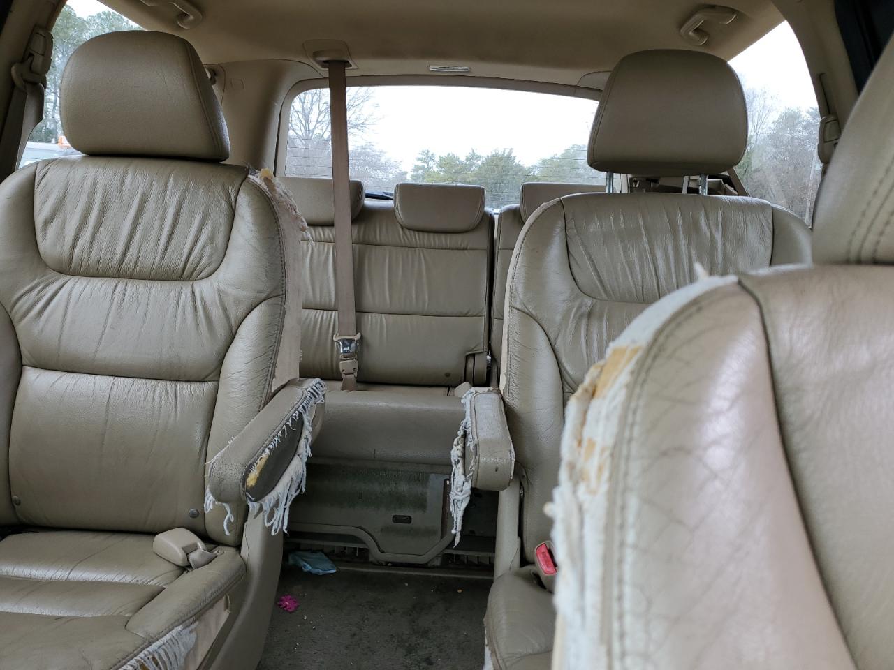 2007 Honda Odyssey - Image 10