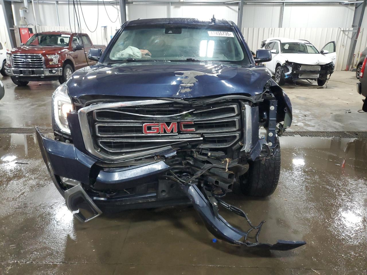 2019 GMC Yukon - Image 5