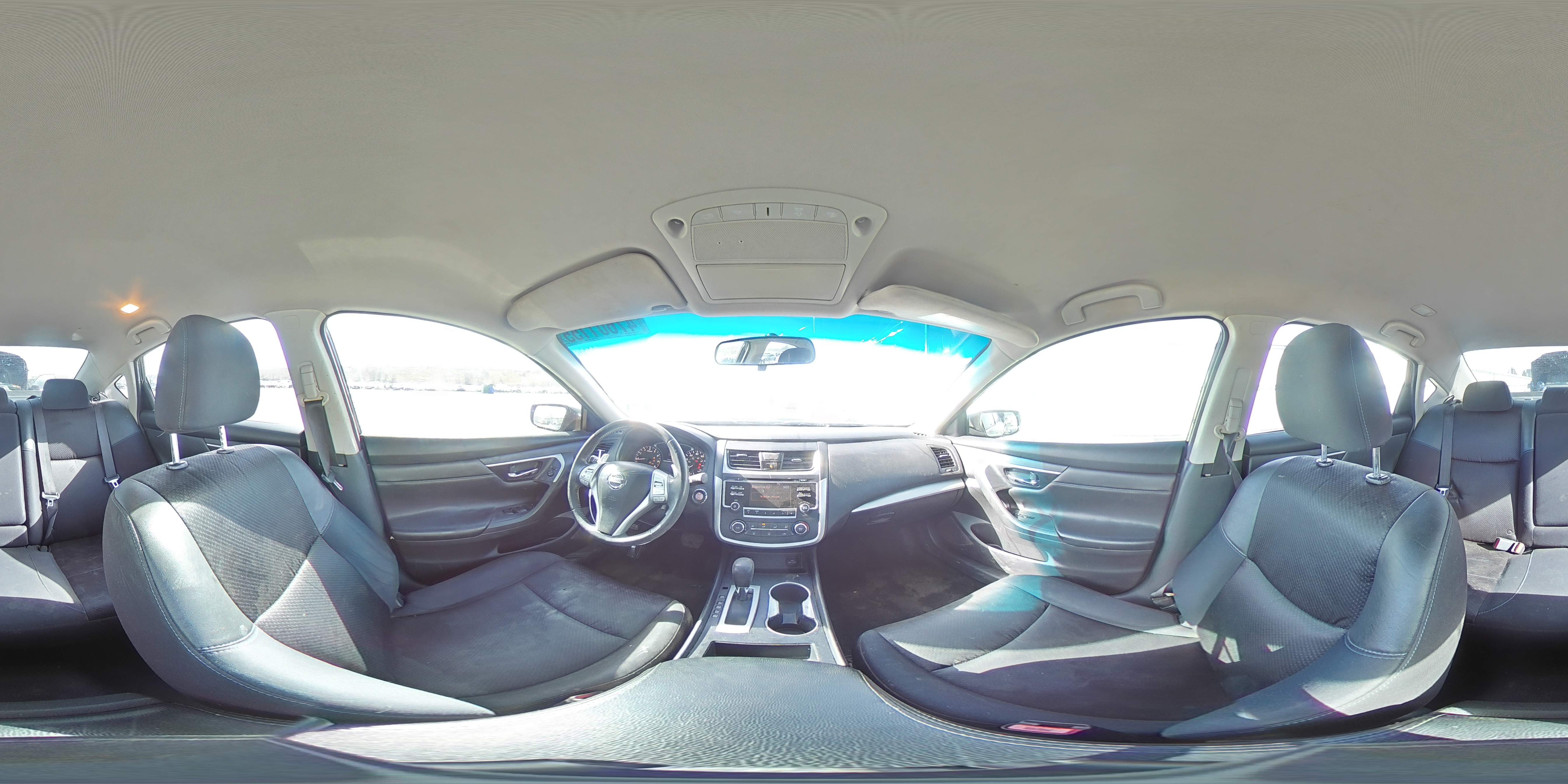 2017 Nissan Altima - Image 15