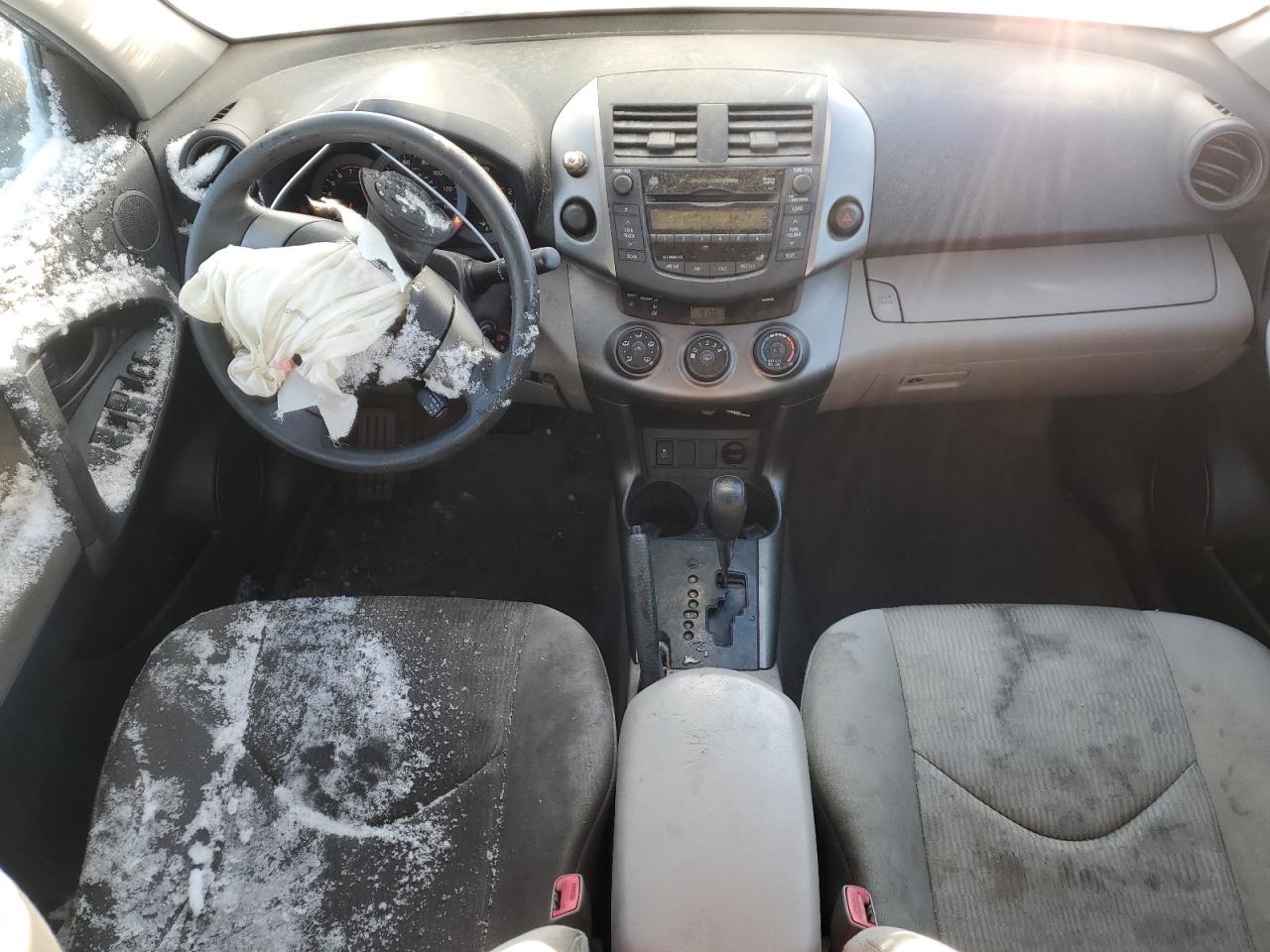 2010 Toyota RAV 4 - Image 8