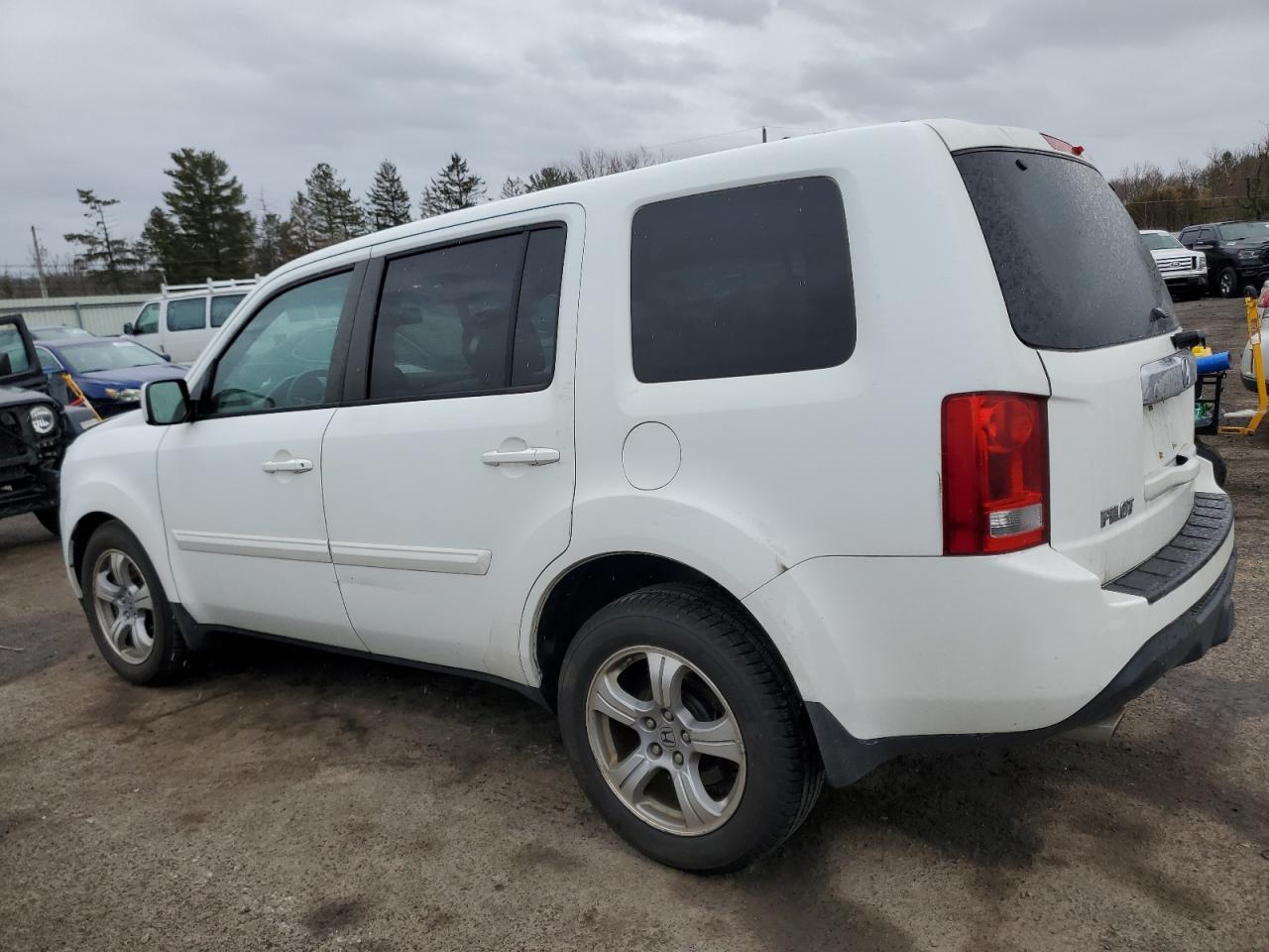 2015 Honda Pilot - Image 2